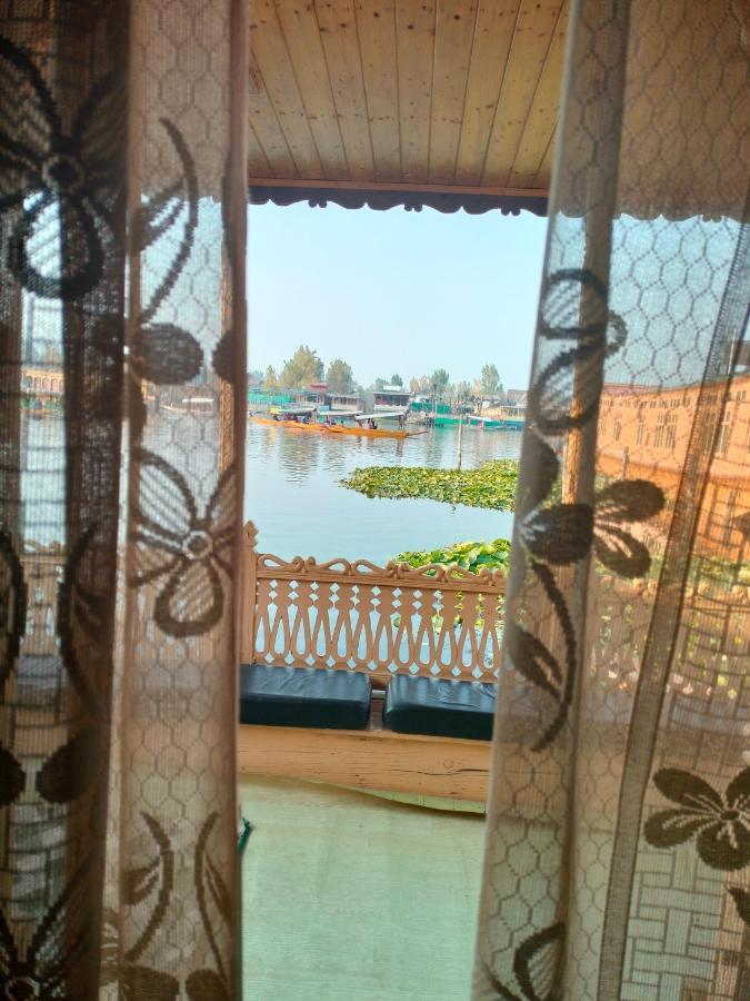 Lala Rulh Heritage Group Of Houseboats Srīnagar Esterno foto